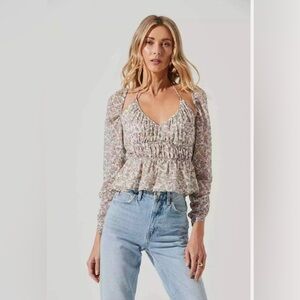 COPY - Anthropology Brand ASTR the Label floral tie neck crop SZ Large